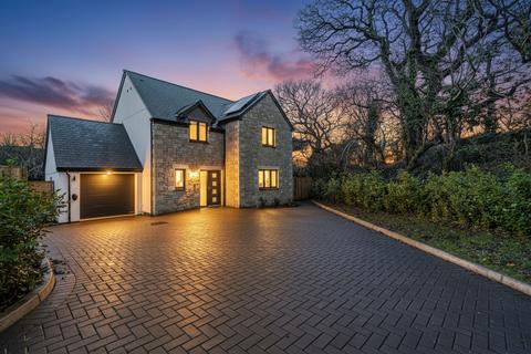 undefined, Wall Road, Reawla, TR27