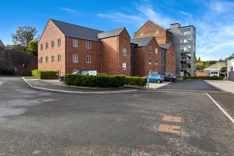 Hadley Place, Worcester WR2