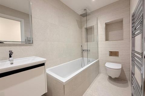 3 bedroom house for sale, Princes Road, Ferndown