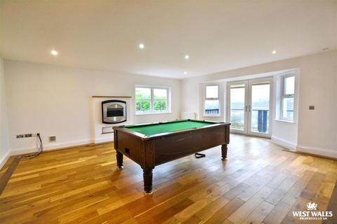 6 bedroom detached house for sale, Jacksons Way, Goodwick