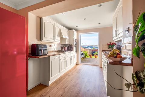 3 bedroom end of terrace house for sale, Broomfield Drive, Portslade, Brighton
