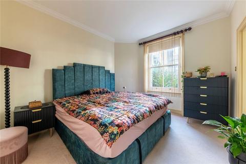 2 bedroom apartment for sale, Bullingham Mansions, Pitt Street, London, W8