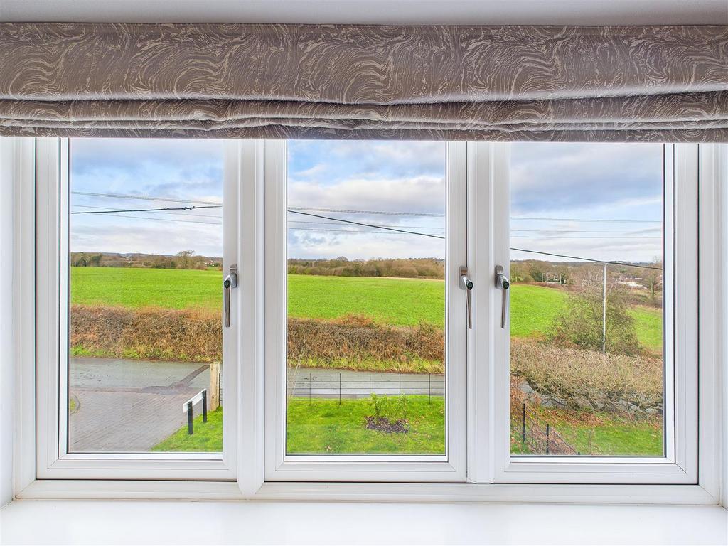 CAM04366 G0-PR0160-STILL033.jpg