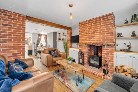 2 bedroom property to rent, Bishops Road, Bury St. Edmunds, IP33