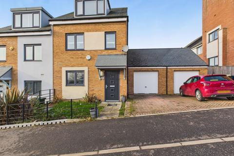 3 bedroom semi-detached house for sale, Featherwood Avenue, Newcastle Upon Tyne, NE15