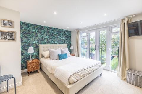 4 bedroom terraced house for sale, Wood Lane, Harborne, Birmingham