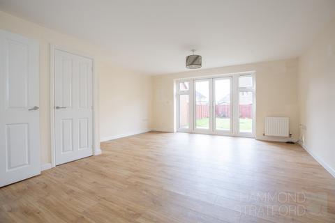 3 bedroom detached house for sale, Freesia Way, Cringleford