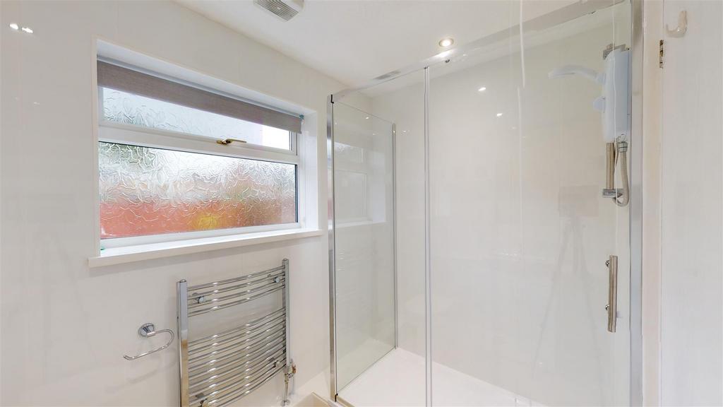 Alberbury Drive 73 Shower Room.jpg