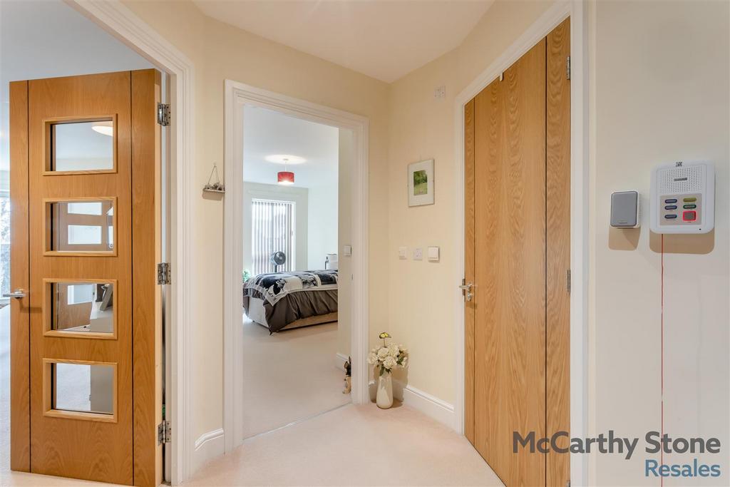 8672857-interior09.jpg