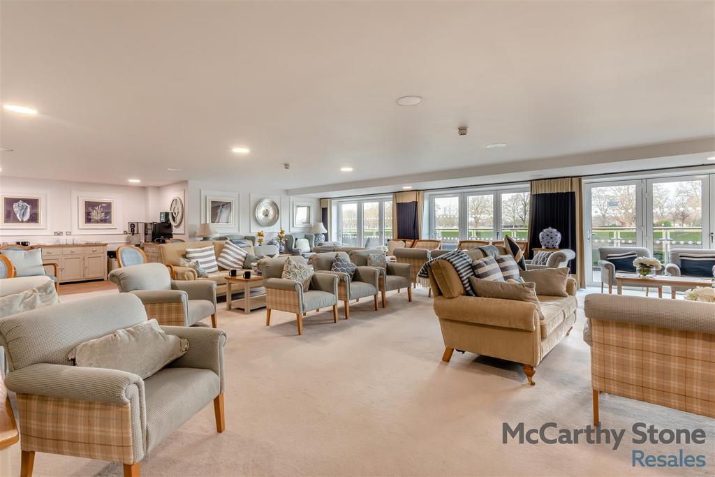 8672857-interior21.jpg