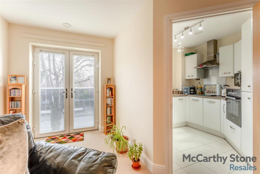 8672857-interior13.jpg