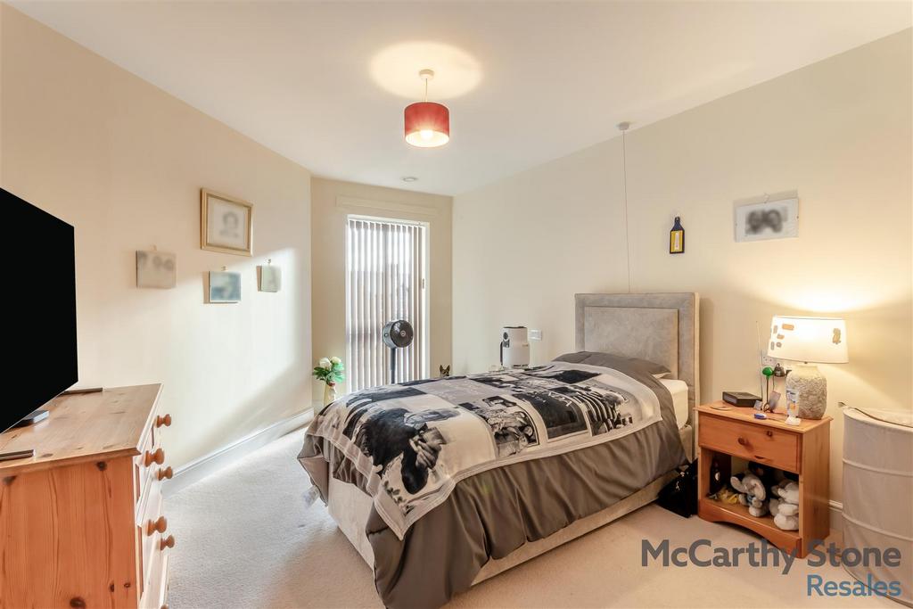 8672857-interior05.jpg