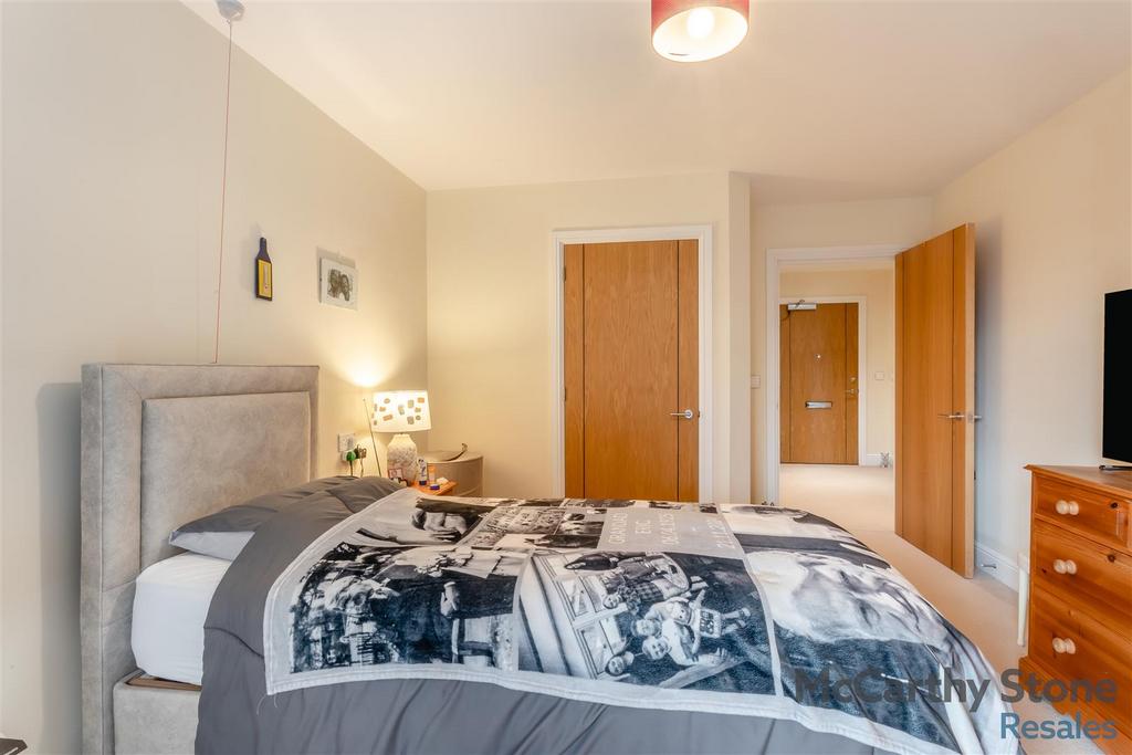 8672857-interior06.jpg