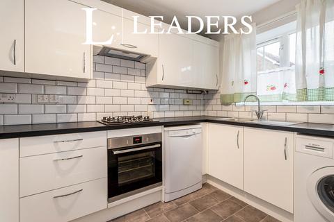 2 bedroom terraced house to rent, Camel Grove, Kingston upon Thames, KT2