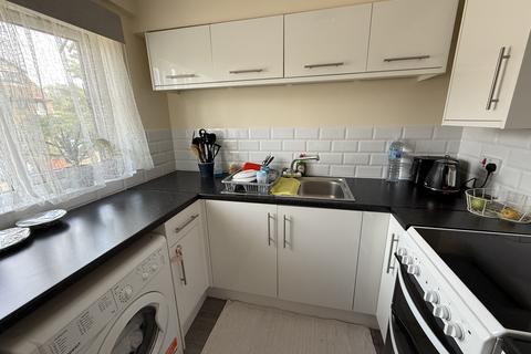 2 bedroom duplex to rent, Viewfield Close, Harrow, HA3