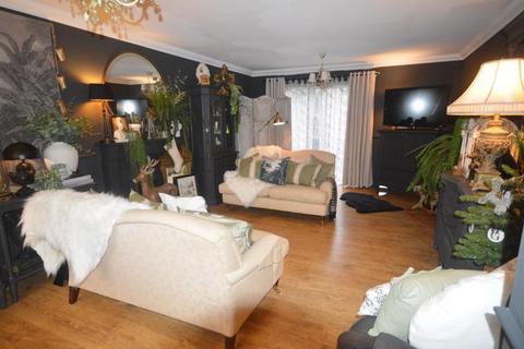 4 bedroom semi-detached house for sale, Glendale Gardens, Lawley