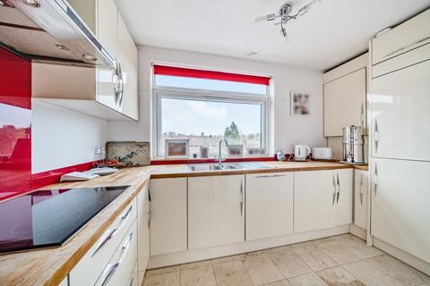 2 bedroom flat for sale, Heathfield, Lyttleton Road, Hampstead, N2
