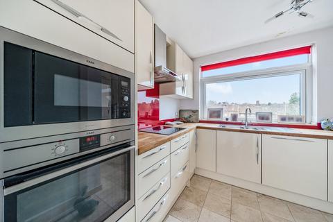 2 bedroom flat for sale, Heathfield, Lyttleton Road, Hampstead, N2