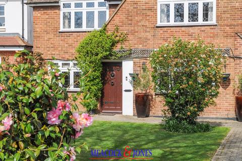 5 bedroom detached house for sale, Cory Drive, Hutton Burses, Brentwood