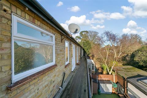 1 bedroom apartment for sale, St Margarets Road, St Margarets, Twickenham, TW1
