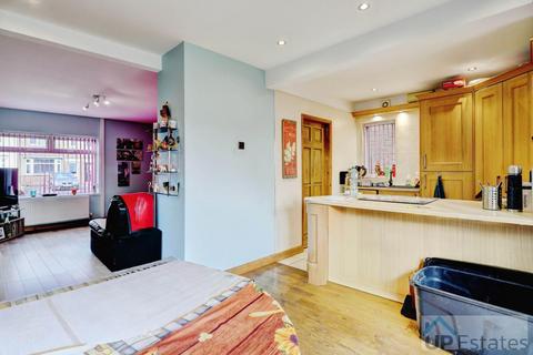 3 bedroom semi-detached house for sale, Lord Lytton Avenue, Coventry