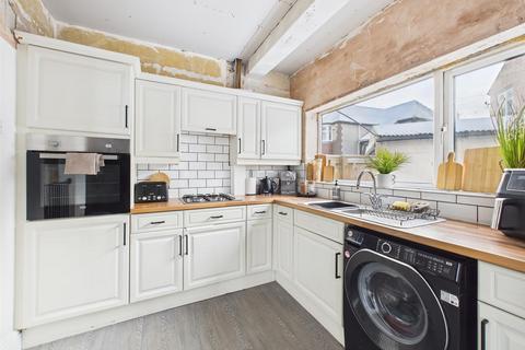 3 bedroom semi-detached house for sale, St. Stephen Road, Bridlington