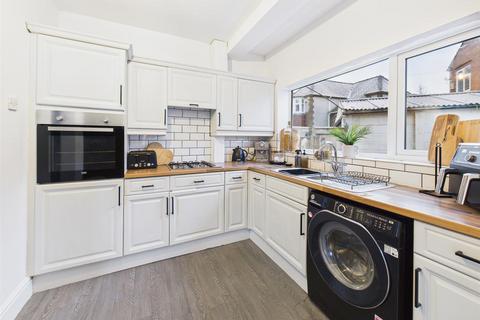 3 bedroom semi-detached house for sale, St. Stephen Road, Bridlington