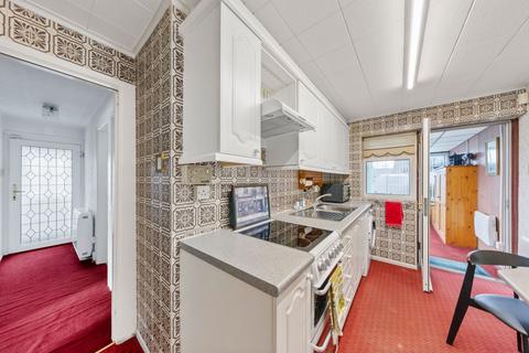 2 bedroom semi-detached house for sale, Wilmslow Crescent, Thelwall, WA4