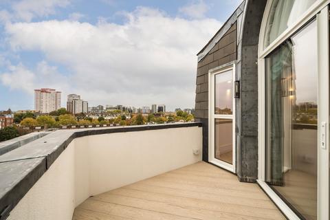 3 bedroom flat to rent, Randolph Avenue, London W9