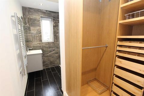undefined, Lydiat Lane, Alderley Edge