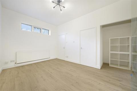 1 bedroom flat to rent, Chamberlayne Road, Kensal Rise, London