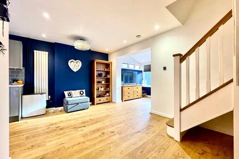 2 bedroom terraced house for sale, Kimbolton Court, Giffard Park, Milton Keynes, MK14
