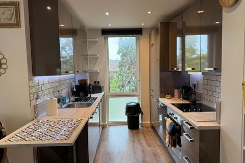 2 bedroom apartment to rent, 1 Brannigan Way, Edgware HA8