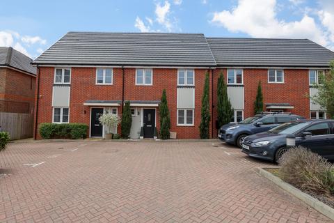 3 bedroom terraced house for sale - Edwin Street, Burgess Hill, RH15