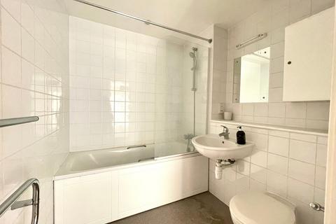 1 bedroom apartment for sale, South Row, Milton Keynes, MK9