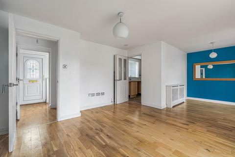 3 bedroom semi-detached house to rent, Marshalls Close, London, N11