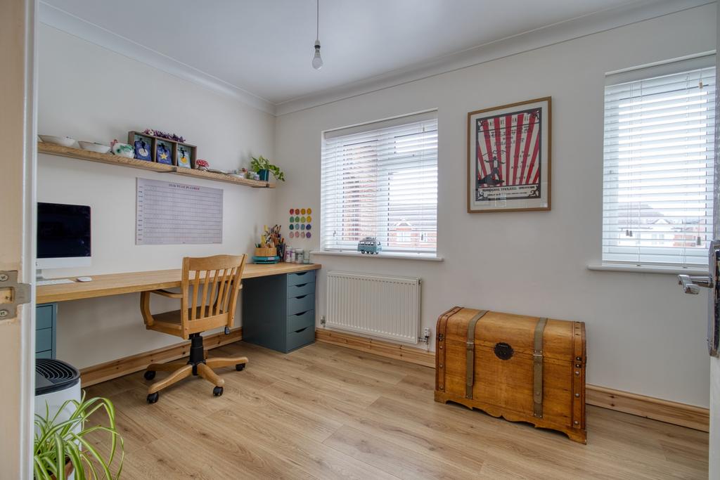 Bedroom Two - Ewe Move Swindon South