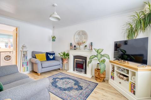 2 bedroom terraced house for sale, Bullfinch Close, Covingham