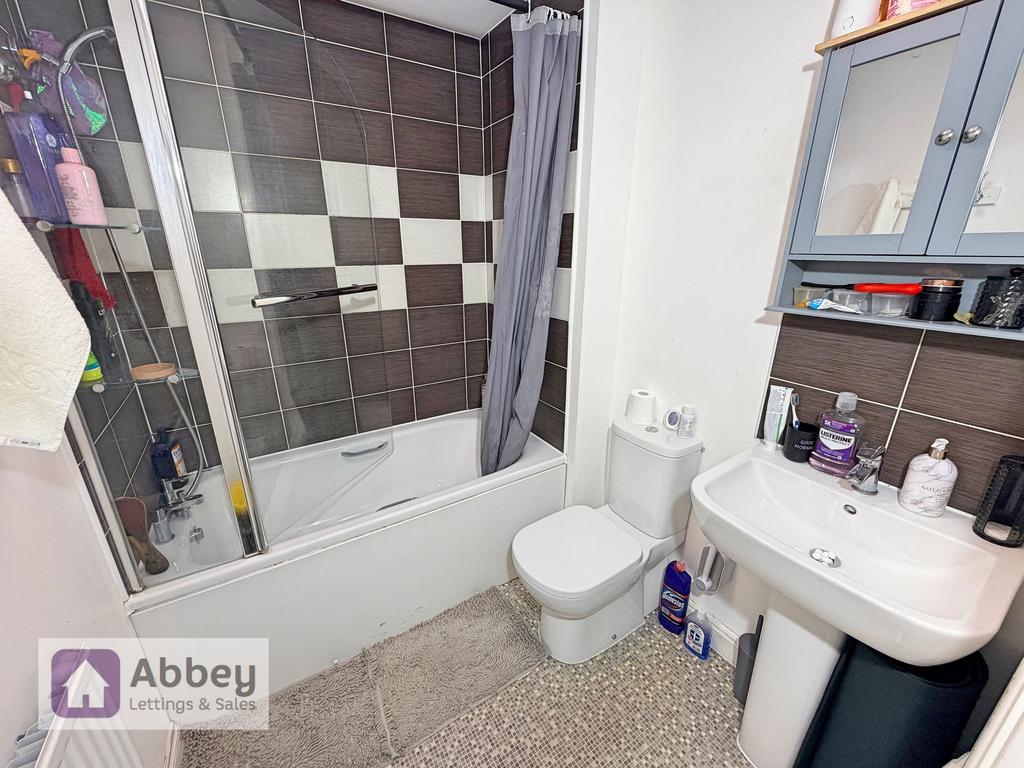 Bedroom 2 Ensuite