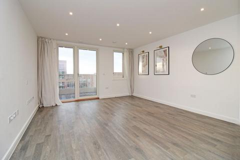 2 bedroom flat to rent, Hanbury Road, London W3