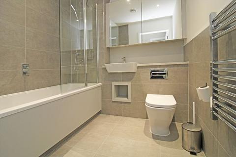 2 bedroom flat to rent, Hanbury Road, London W3