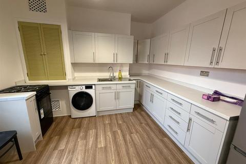 2 bedroom apartment to rent, Cowley Road, Oxford