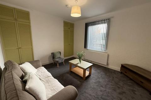 2 bedroom apartment to rent, Cowley Road, Oxford