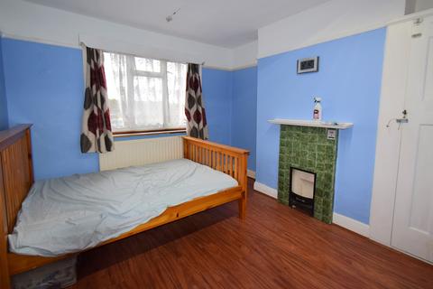 4 bedroom house to rent, Clitheroe Avenue, Harrow HA2