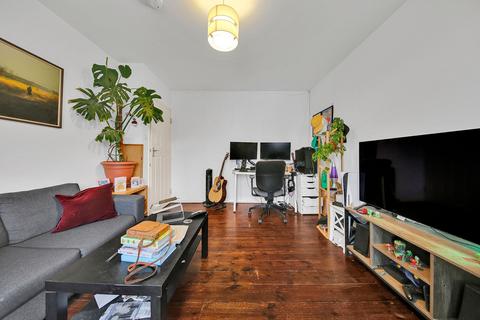 1 bedroom flat to rent, Leighton Grove, London, NW5
