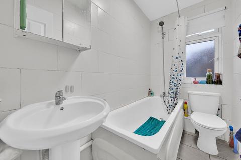 1 bedroom flat to rent, Leighton Grove, London, NW5