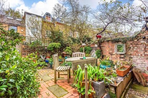 1 bedroom flat for sale, Battledean Road, London, N5