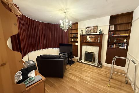 4 bedroom end of terrace house for sale, Kings Road, Harrow, HA2