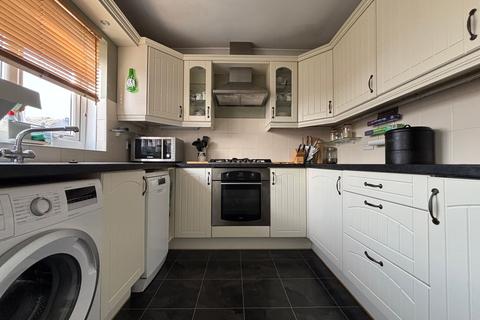 3 bedroom semi-detached house for sale, Glen Mavis Way, Barry, CF62