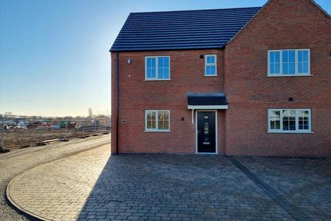 3 bedroom semi-detached house to rent, Ruskington, Sleaford NG34